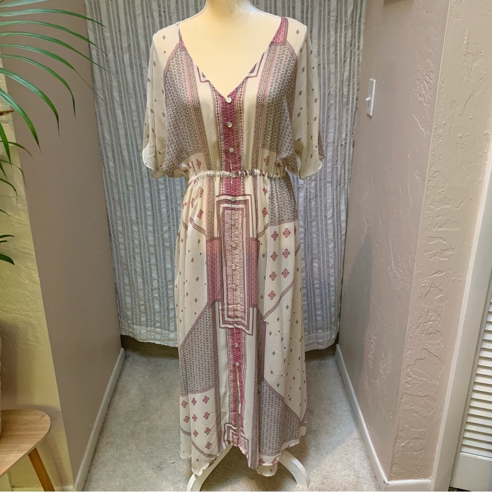 Boho Print V-Neck Maxi Dress in Cream and Dusty Rose